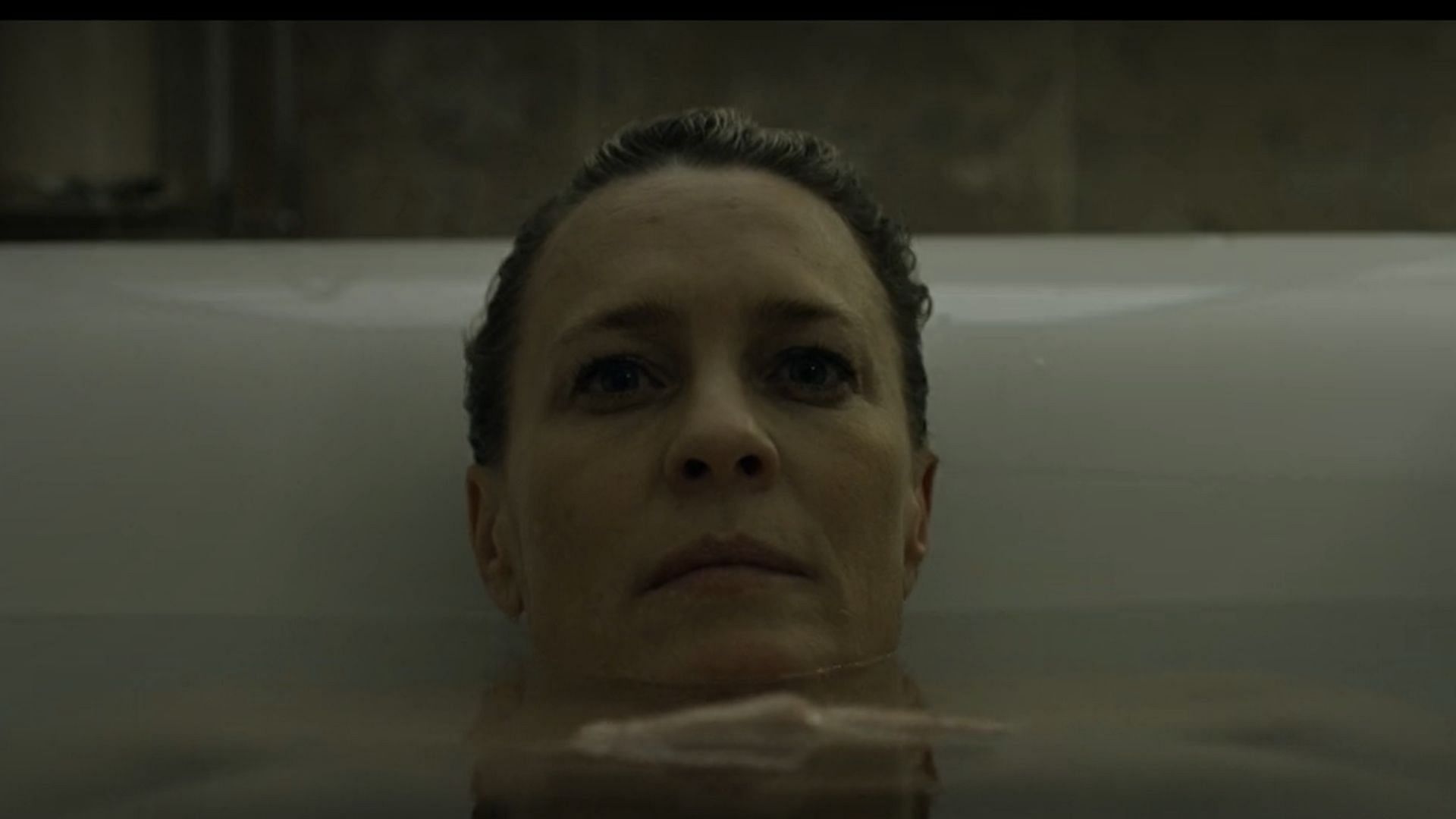 Claire, played by Robin Wright (Image via Netflix)